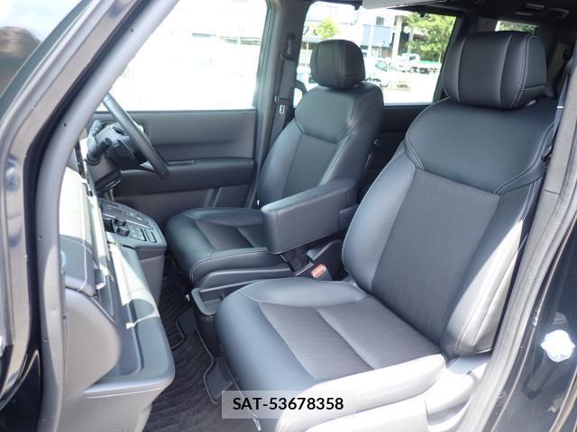 Honda e 2024-02 8010888-3
