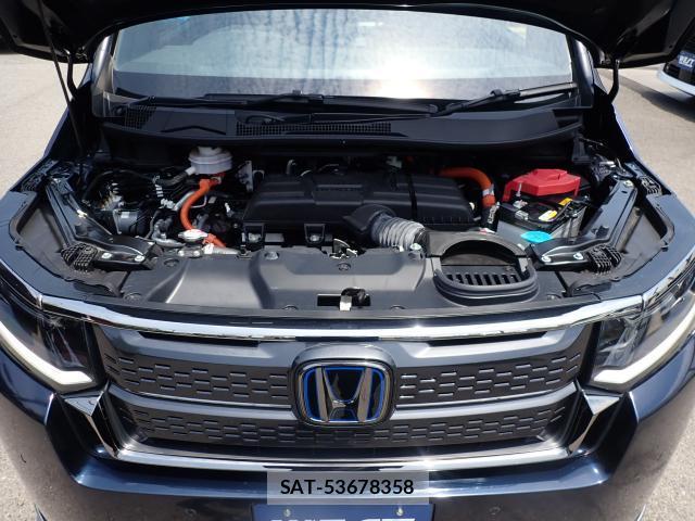 Honda e 2024-02 8010888-5