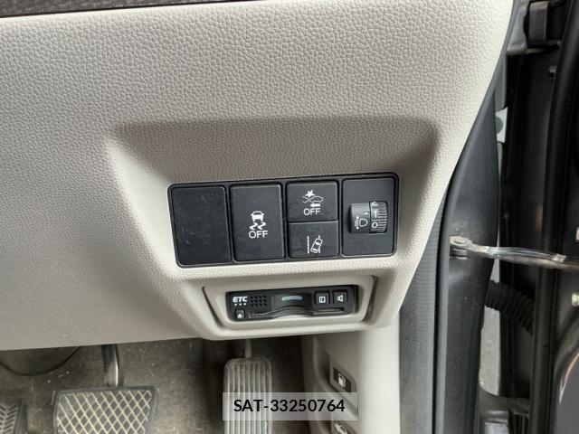 Honda e 2019-06 8010996-7
