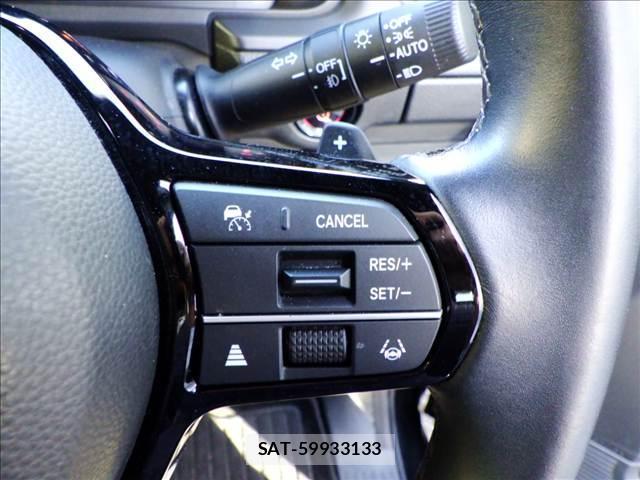 Honda e 2023-10 8011012-15