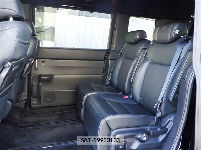 Honda e 2023-10 8011012-17