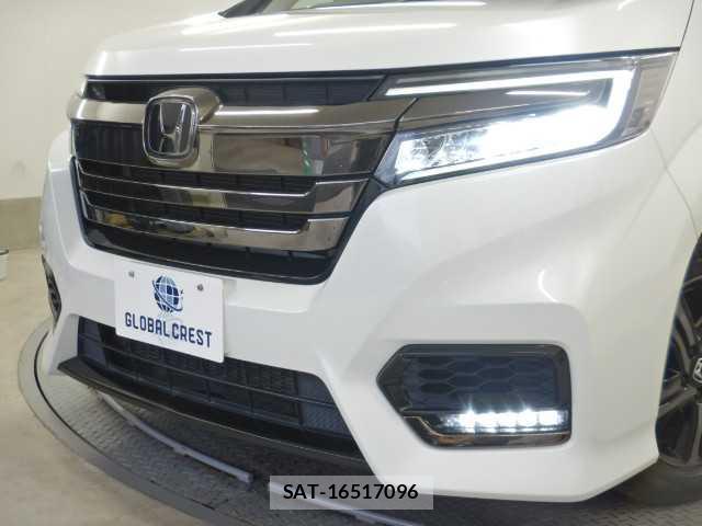 Honda e 2021-04 8011041-14