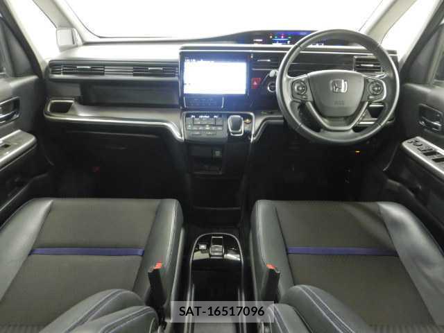 Honda e 2021-04 8011041-2