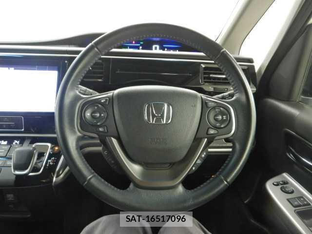 Honda e 2021-04 8011041-6
