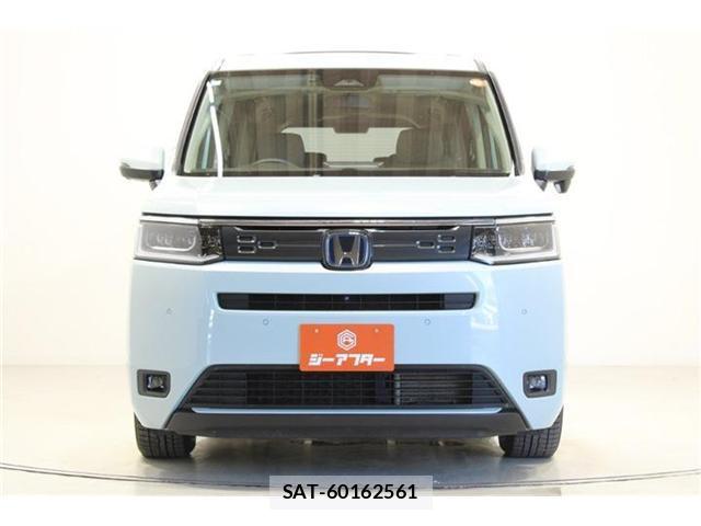 Honda e 2023-09 8011289-6