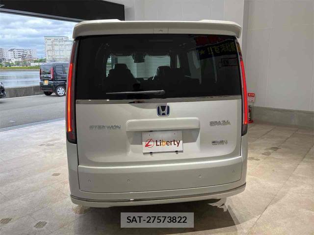 Honda e 2026-06 8011362-7