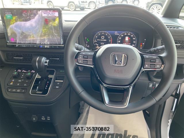 Honda e 2026-05 8011448-14