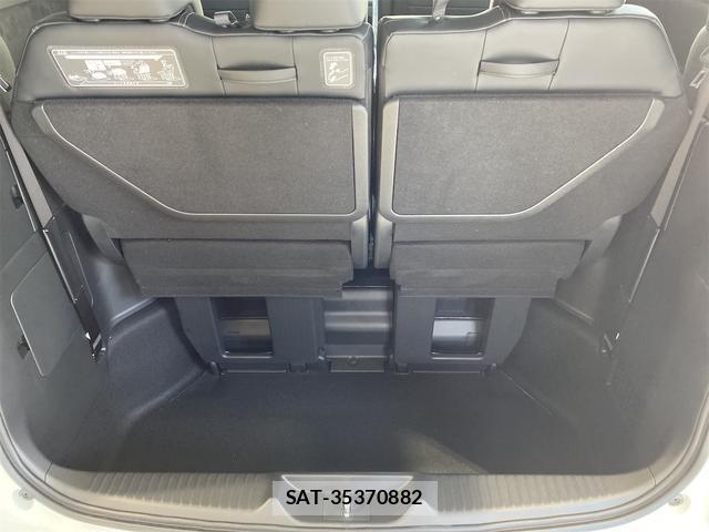 Honda e 2026-05 8011448-17