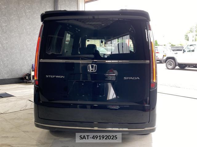 Honda e 2024-07 8011450-2