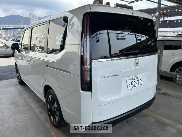 Honda e 2026-05 8011602-1