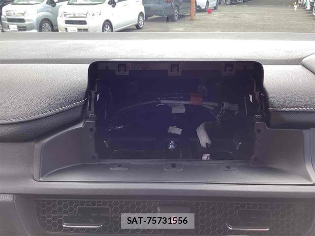 Honda e 2025-12 8011633-11
