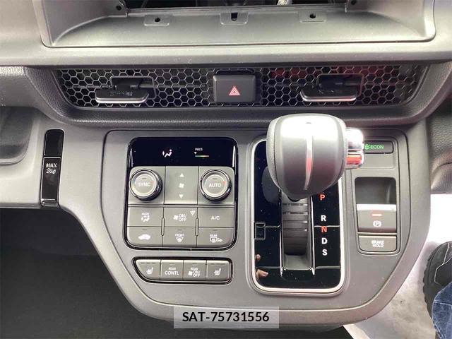 Honda e 2025-12 8011633-12
