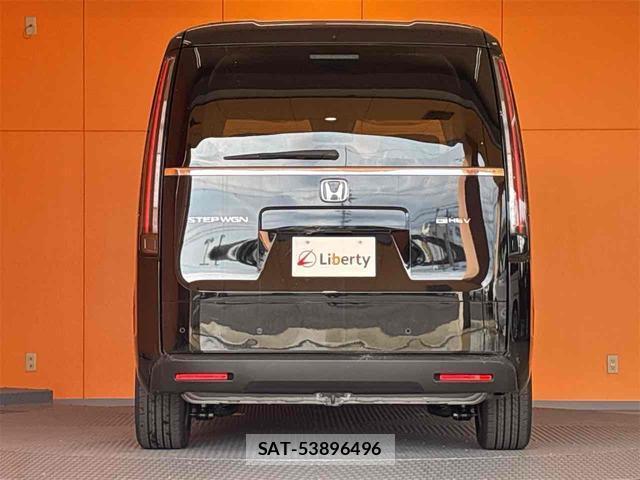 Honda e 2026-05 8011646-18