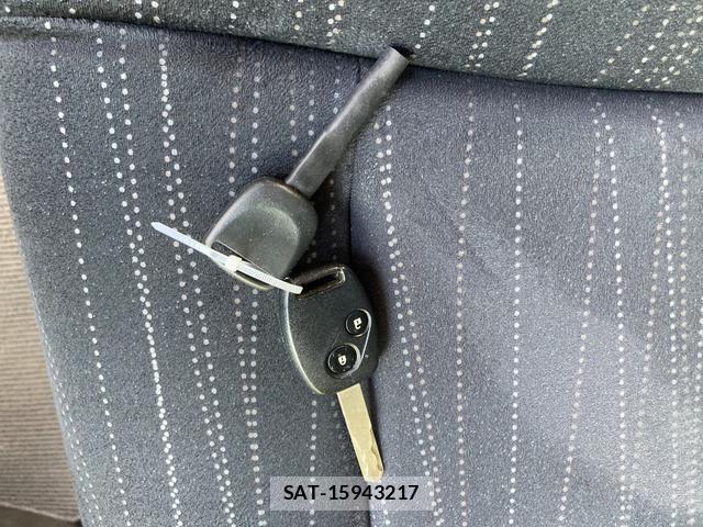 Honda e 2011-03 8011820-11