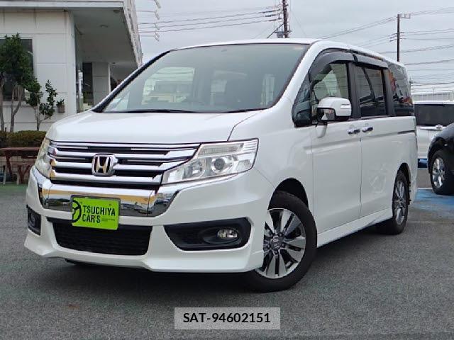 Honda e 2014-03 8011915-0