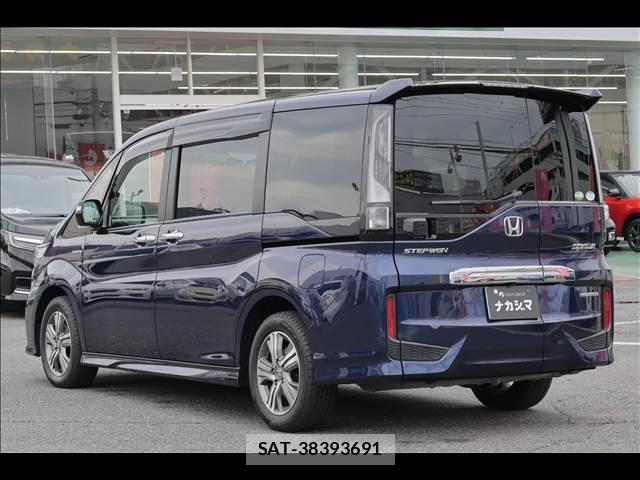 Honda e 2017-10 8011962-13