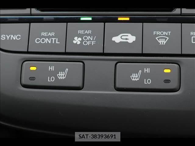 Honda e 2017-10 8011962-6