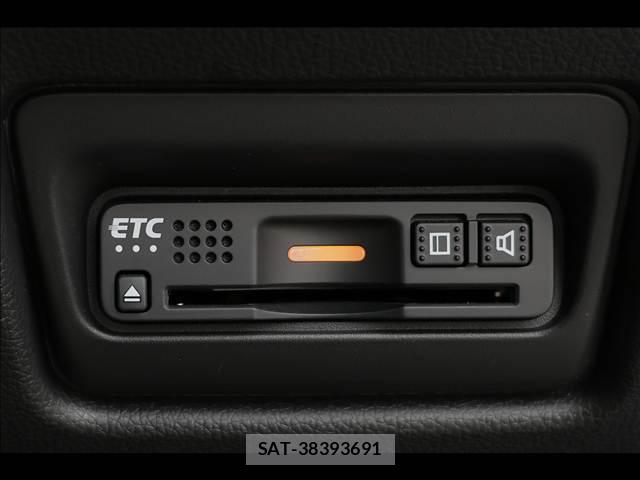 Honda e 2017-10 8011962-7