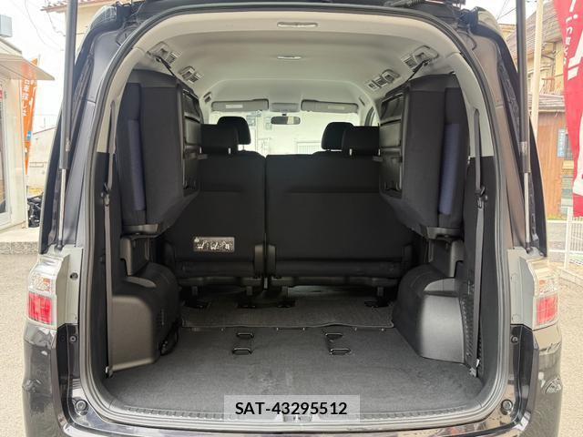 Honda e 2009-05 8012049-11