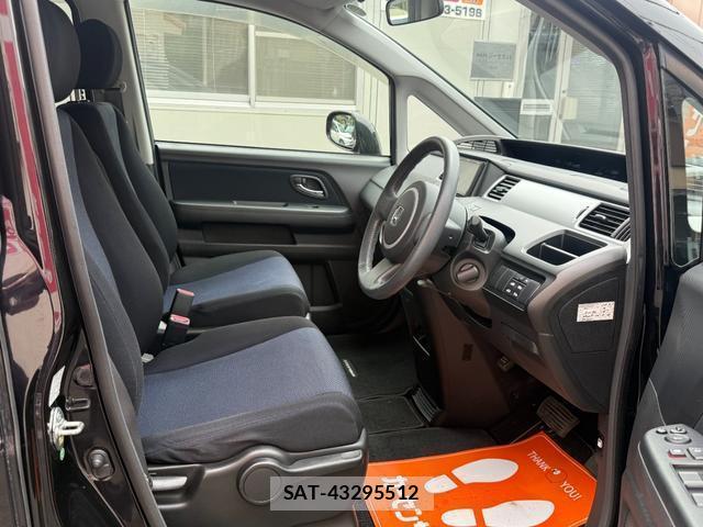 Honda e 2009-05 8012049-14