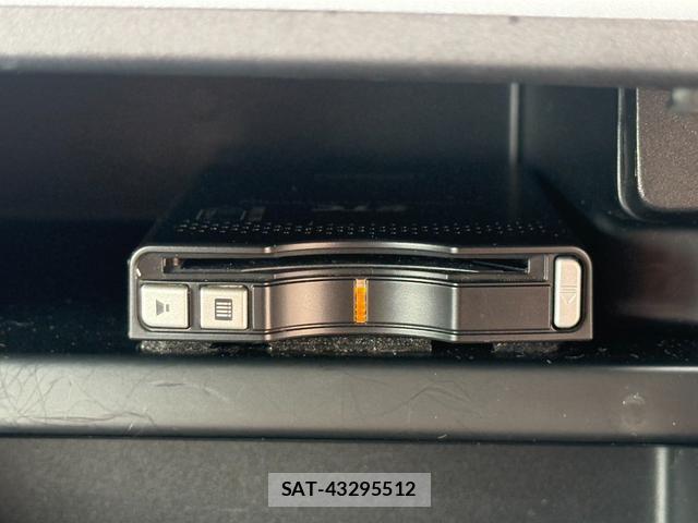 Honda e 2009-05 8012049-18