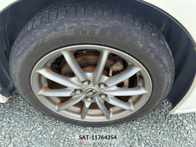 Honda STREAM 2010-06 8009410-10