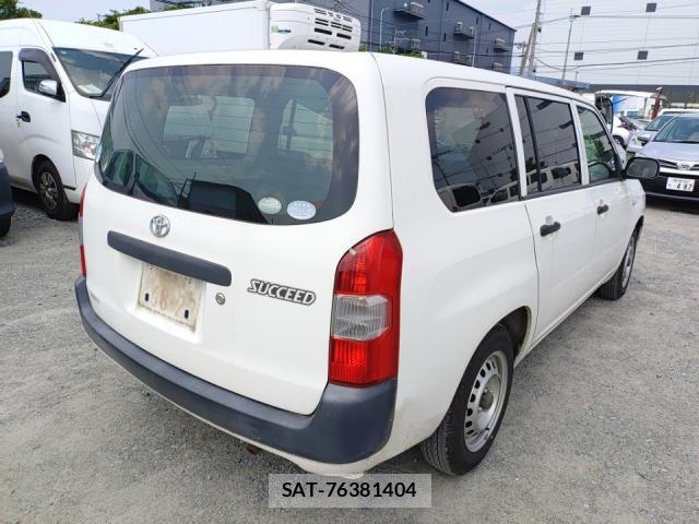 Toyota SUCCEED 2015-04 8005631-2