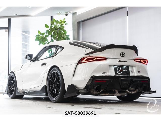 Toyota SUPRA 2019-12 8010182-1