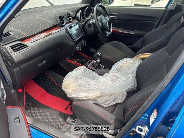 Suzuki SWIFT 2022-02 8003280-4