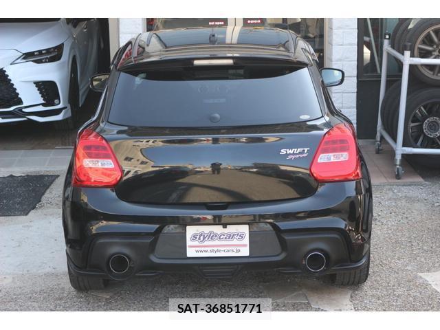 Suzuki SWIFT 2019-01 8004469-13