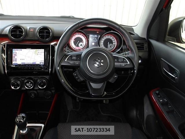 Suzuki SWIFT 2024-03 8004544-19