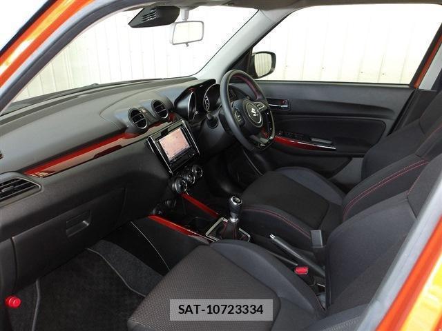 Suzuki SWIFT 2024-03 8004544-2
