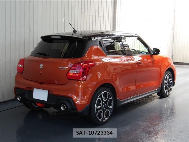 Suzuki SWIFT 2024-03 8004544-9