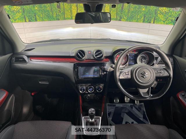 Suzuki SWIFT 2018-07 8004739-1