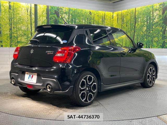 Suzuki SWIFT 2018-07 8004739-16