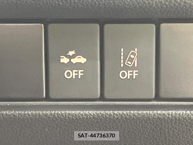 Suzuki SWIFT 2018-07 8004739-3