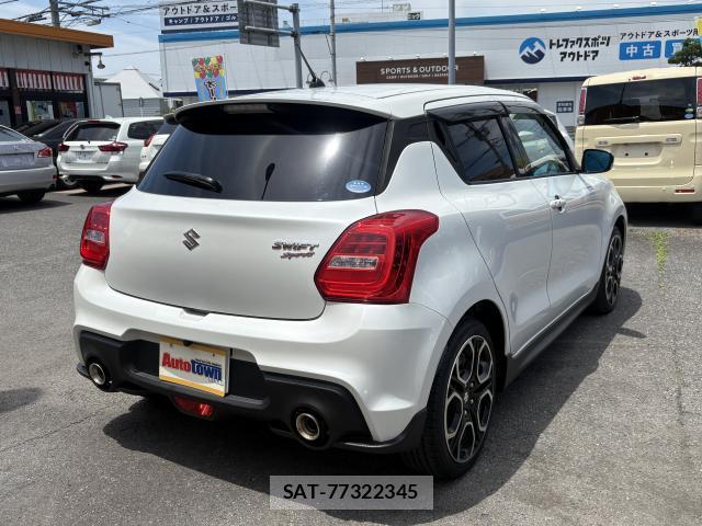 Suzuki SWIFT 2018-06 8006573-15