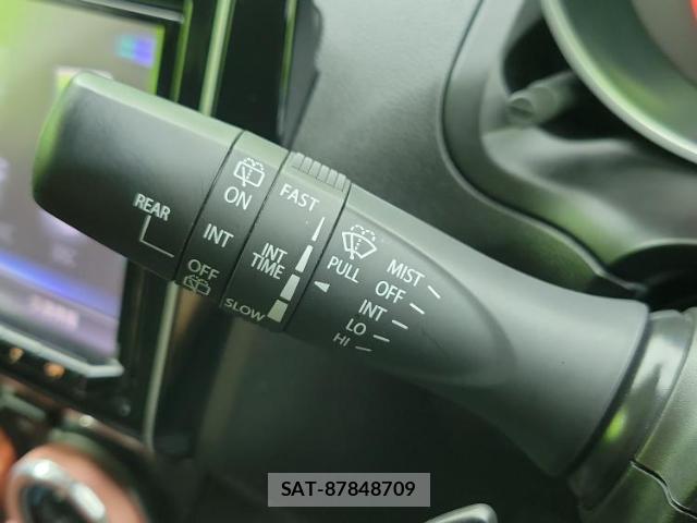 Suzuki SWIFT 2021-01 8007184-17