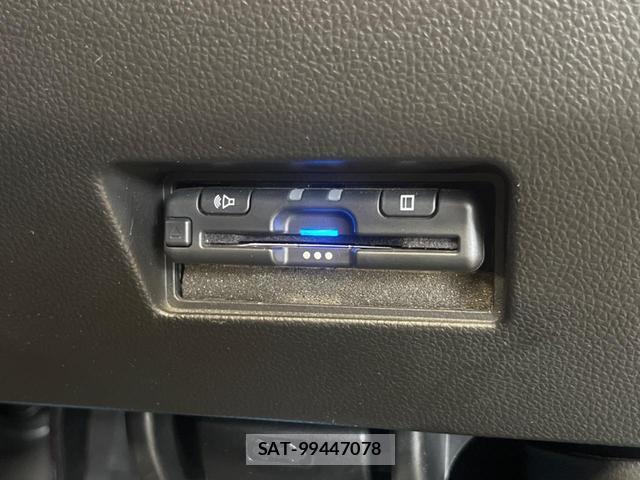 Suzuki SWIFT 2018-07 8007791-5
