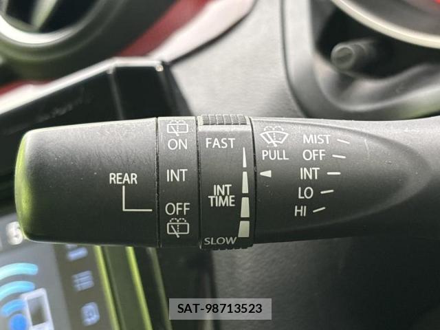 Suzuki SWIFT 2021-11 8007841-13