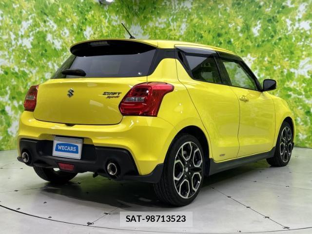 Suzuki SWIFT 2021-11 8007841-2