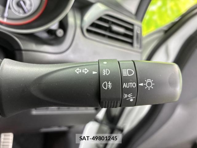 Suzuki SWIFT 2023-10 8008319-11