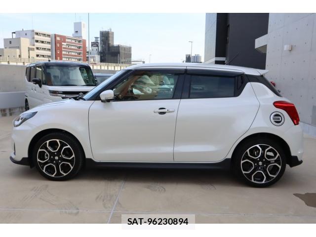 Suzuki SWIFT 2022-05 8008375-10
