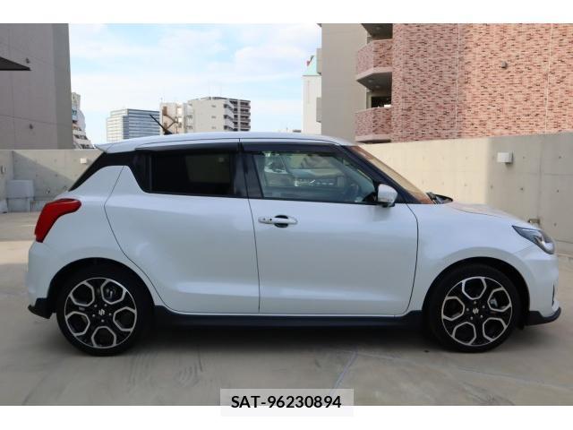 Suzuki SWIFT 2022-05 8008375-3