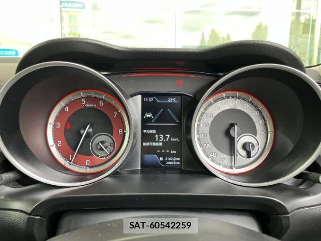 Suzuki SWIFT 2024-01 8008898-10