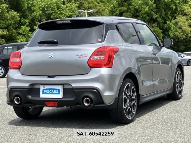 Suzuki SWIFT 2024-01 8008898-2