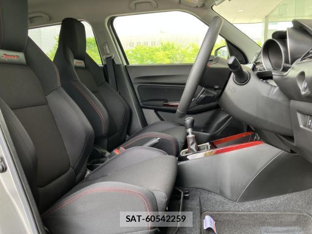 Suzuki SWIFT 2024-01 8008898-3
