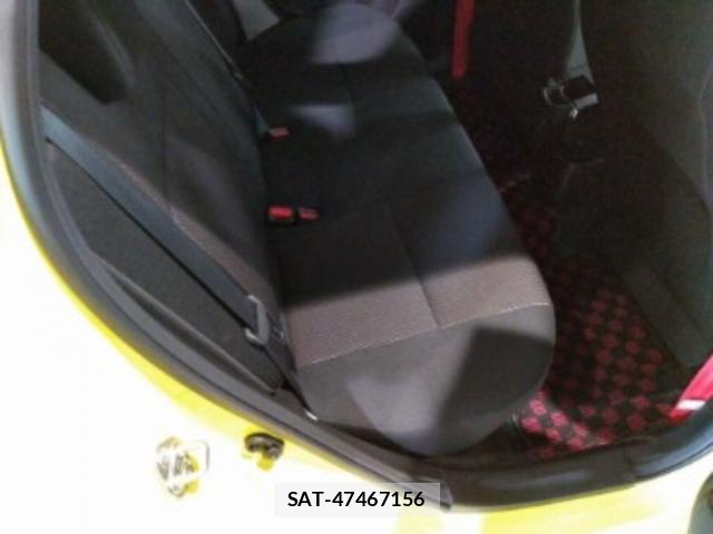 Suzuki SWIFT 2021-10 8009109-7