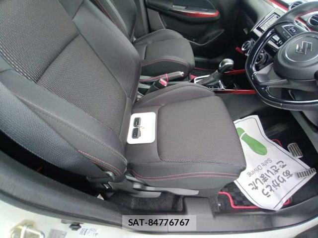 Suzuki SWIFT 2020-06 8009276-4