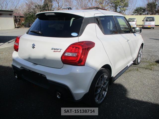 Suzuki SWIFT 2020-08 8009437-1